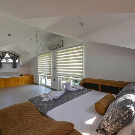 Villa Tekeli A *