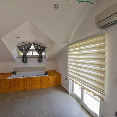 Villa Tekeli A